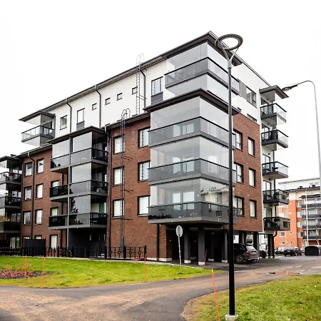 Apartment First Comet *